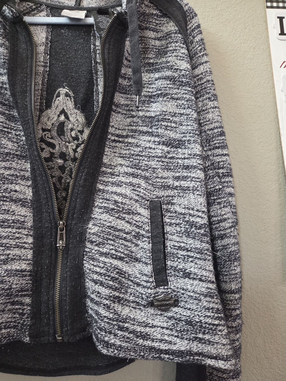 Harley-Davidson Black and Gray Hooded Knit Sweater with Embroidered Cross Patch - Picture 4 of 4
